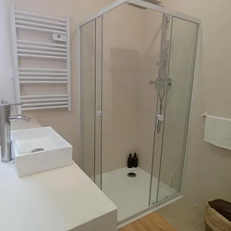 Au Bord De La Riviere Apartamento